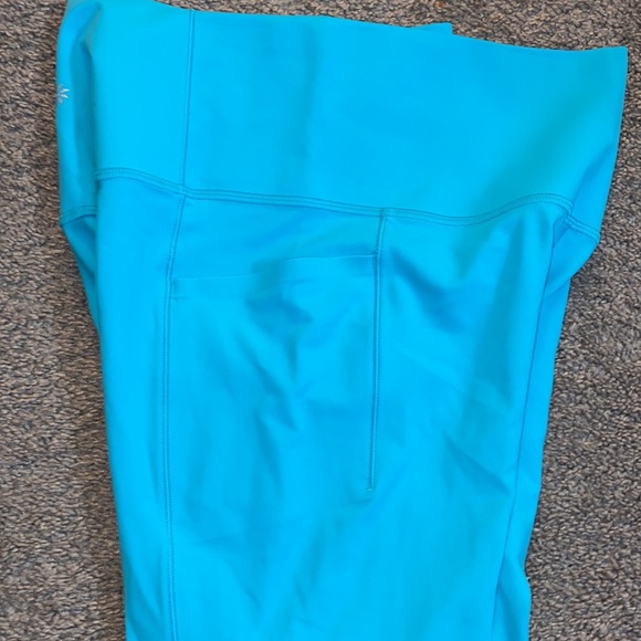 Athleta 7/8 tight - bora bora - Picture 5 of 6